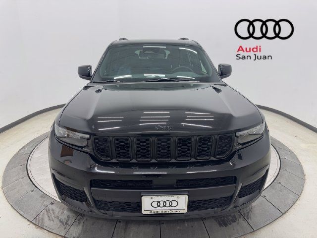 Used 2024 Jeep Grand Cherokee L Altitude AWD/4WD image 2