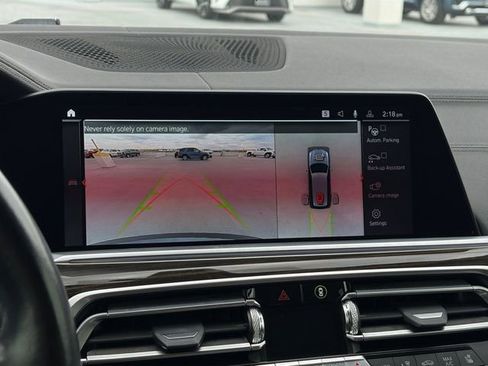 Used 2019 BMW X7 xDrive40i w/ Luxury Seating Package image 11