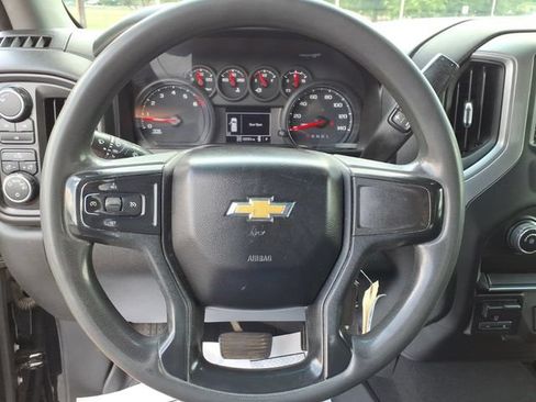 Used 2022 Chevrolet Silverado 2500 Custom w/ Custom Convenience Package AWD/4WD image 25