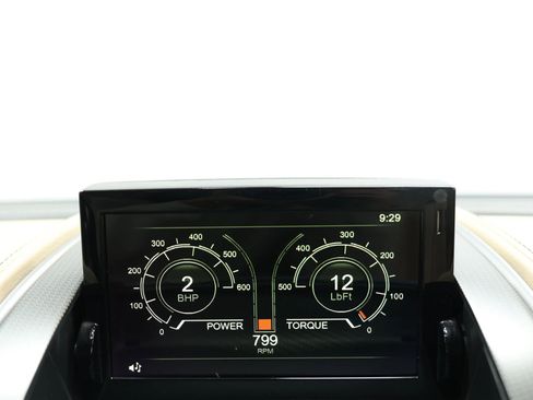 Used 2016 Aston Martin Vanquish Volante Convertible 2D image 33