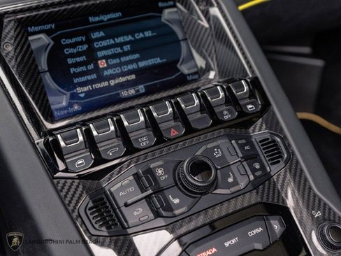 Used 2017 Lamborghini Aventador LP 750-4 Superveloce image 18