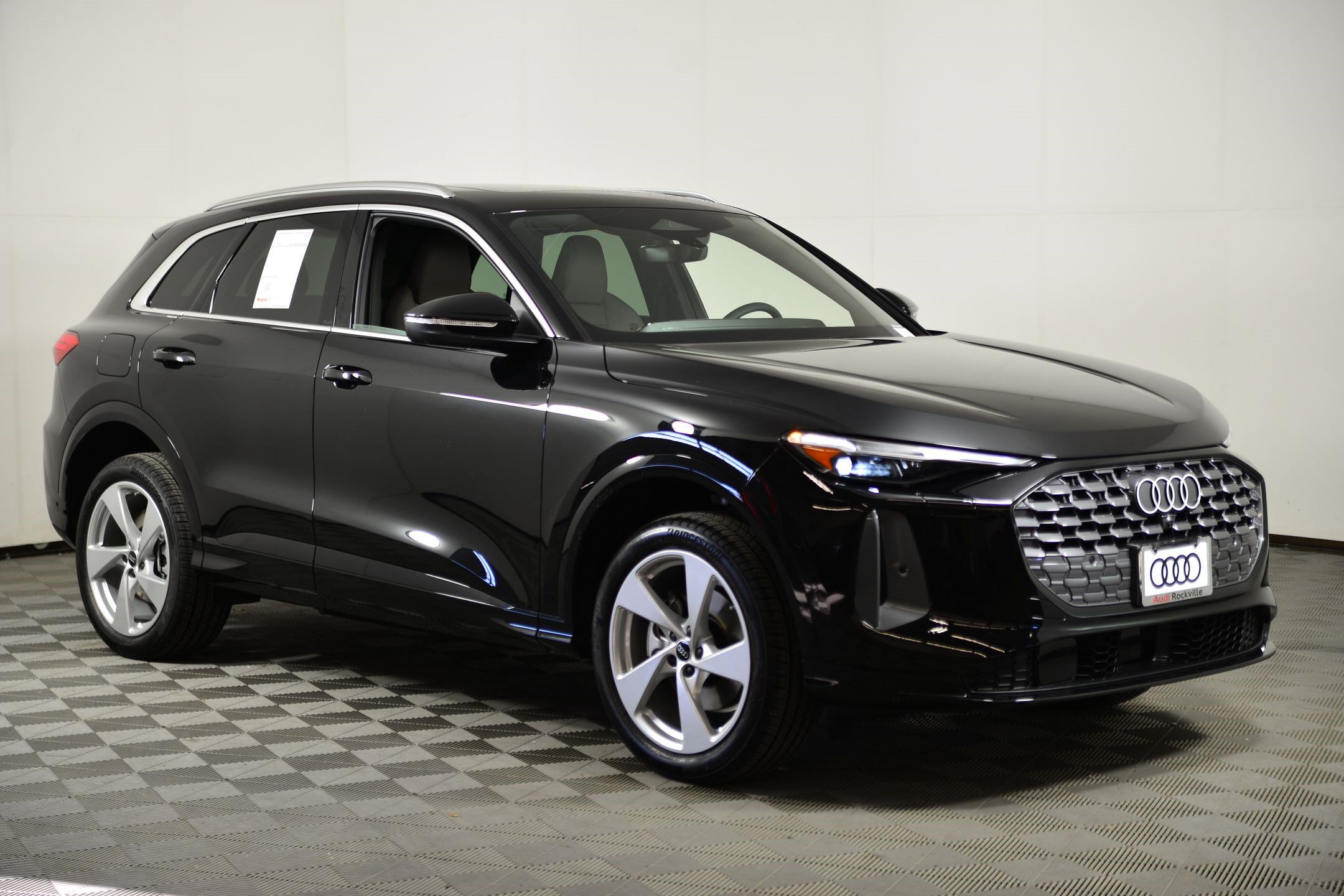 New 2025 Audi Q5 Premium Plus AWD/4WD image 6