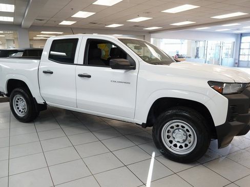 New 2025 Chevrolet Colorado W/T w/ WT Convenience Package II RWD image 14