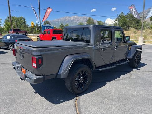 Used 2024 Jeep Gladiator Sport AWD/4WD image 8