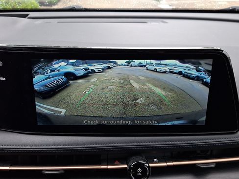 Certified 2023 Nissan Ariya FWD image 18