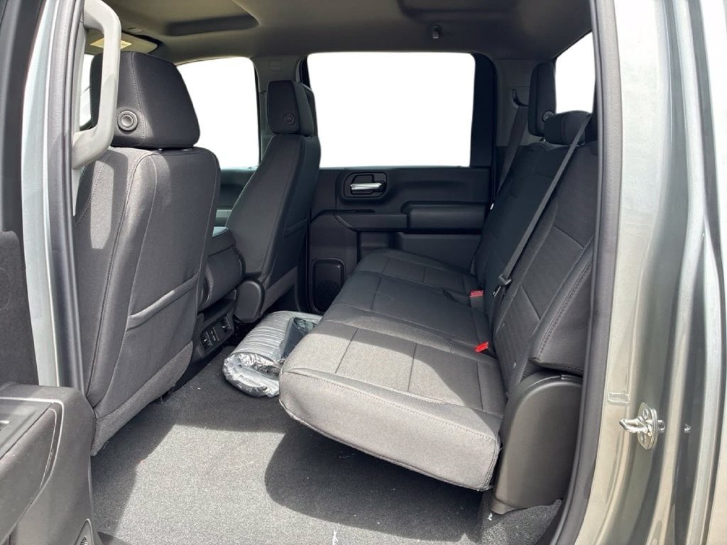 New 2026 Chevrolet Silverado 2500 Custom w/ Custom Value Package RWD image 13