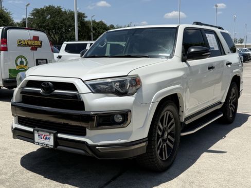 Used 2019 Toyota 4Runner Limited RWD image 9