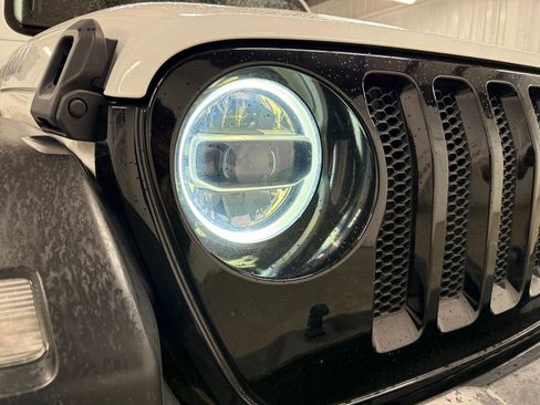 Used 2020 Jeep Wrangler Unlimited Sport AWD/4WD image 4