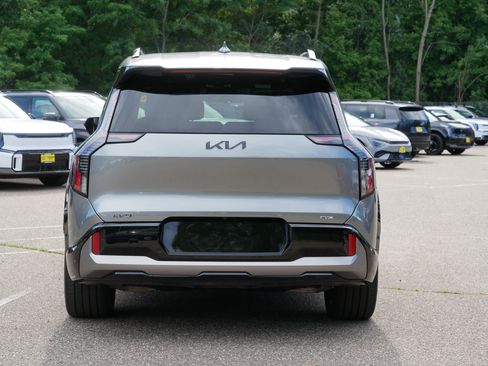 Used 2024 Kia EV9 GT-Line AWD/4WD image 6