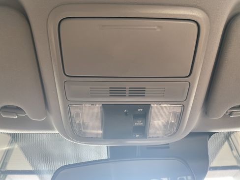 Used 2021 Honda Pilot EX image 50