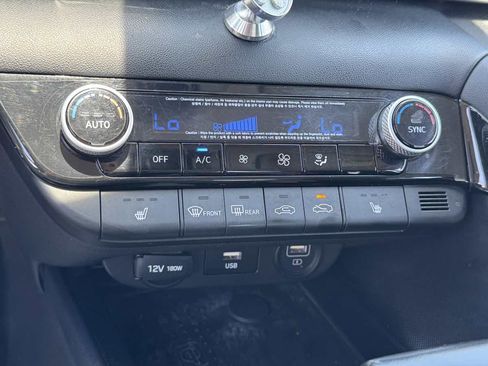 Used 2021 Hyundai Elantra SEL w/ Convenience Package FWD image 27