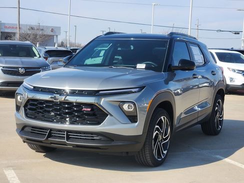 New 2026 Chevrolet TrailBlazer RS w/ Convenience Package image 2