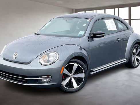 Used 2012 Volkswagen Beetle Turbo image 3