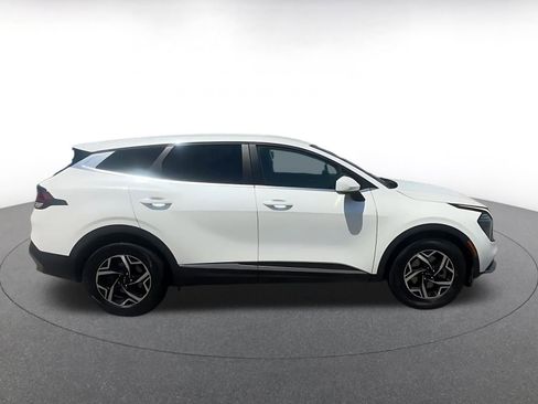 Used 2024 Kia Sportage LX FWD image 16