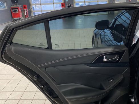 Used 2019 Nissan Maxima Platinum w/ Illumination Package image 16