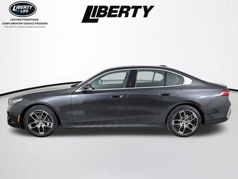 Used 2026 BMW 530i xDrive AWD/4WD image 6
