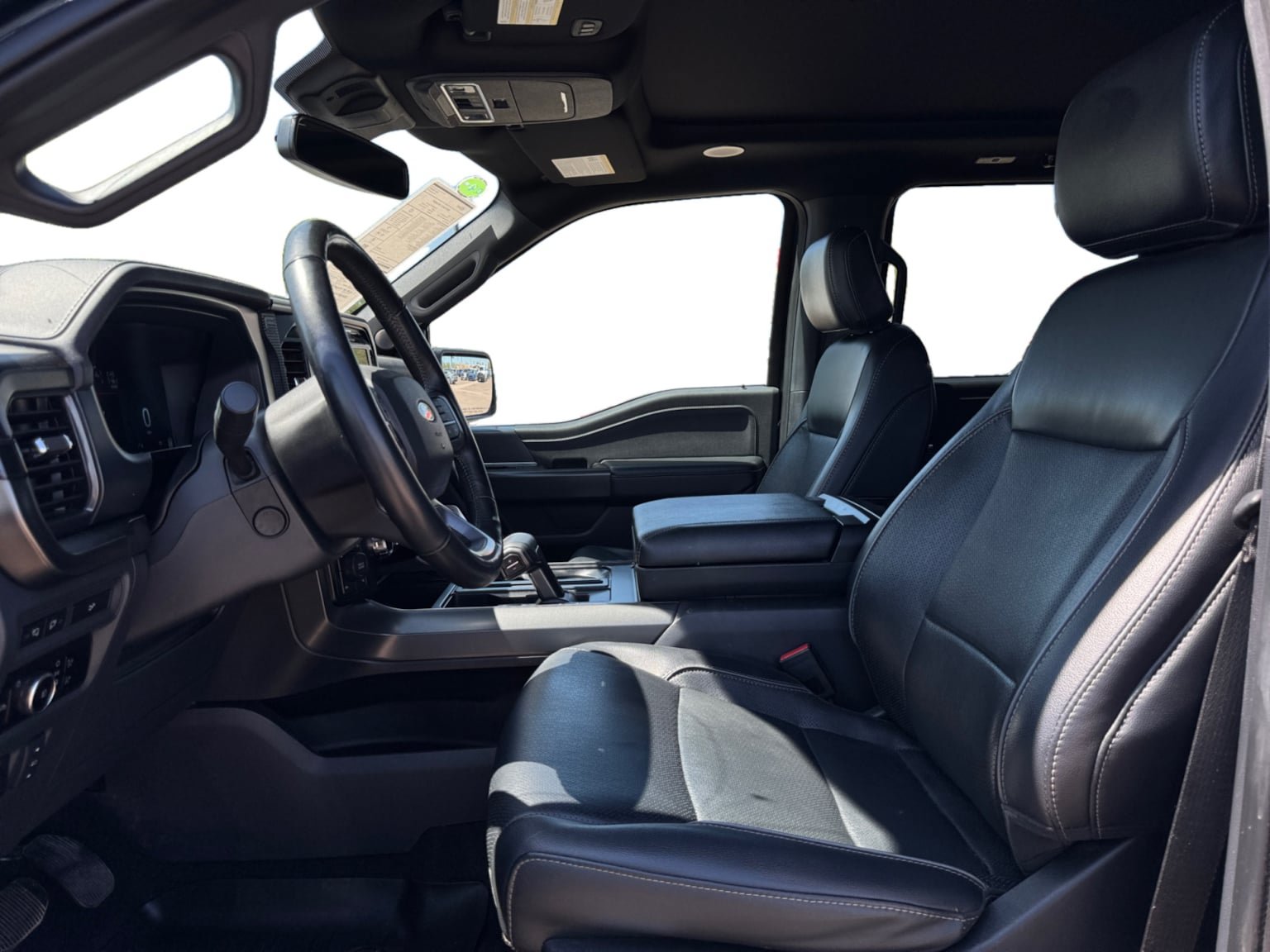 Used 2024 Ford F150 Lariat w/ Equipment Group 502A High AWD/4WD image 10