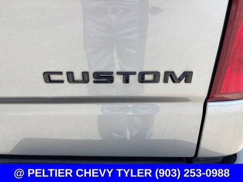 Used 2024 Chevrolet Silverado 1500 Custom w/ Turbomax Blackout Package AWD/4WD image 12