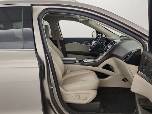 Used 2019 Lincoln Nautilus Reserve w/ Cargo Utility Package AWD/4WD image 31