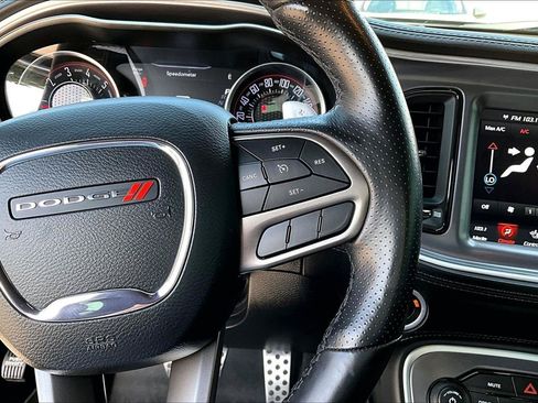 Used 2020 Dodge Challenger R/T Scat Pack RWD image 11