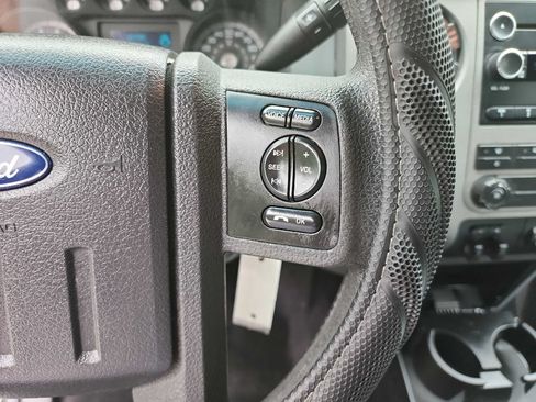 Used 2011 Ford F250 XLT w/ Chrome Pkg RWD image 21