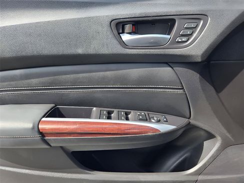 Used 2015 Acura TLX FWD image 20