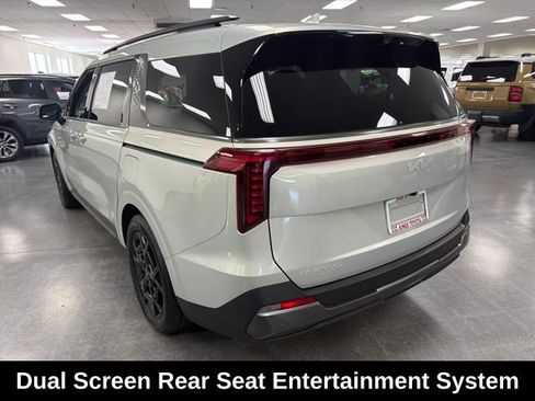 Used 2025 Kia Carnival SX Prestige FWD image 5