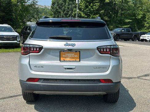 Certified 2024 Jeep Compass Limited w/ Sun and Sound Group AWD/4WD image 5