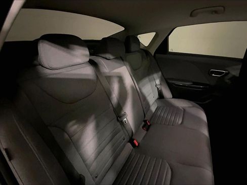 Certified 2025 Kia K4 EX FWD image 23