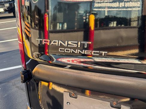 Used 2019 Ford Transit Connect XL FWD image 17