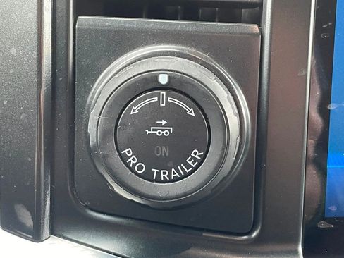 Used 2021 Ford F150 Lariat w/ Equipment Group 502A High image 44