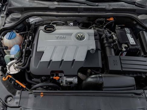 Used 2012 Volkswagen Jetta TDI image 27