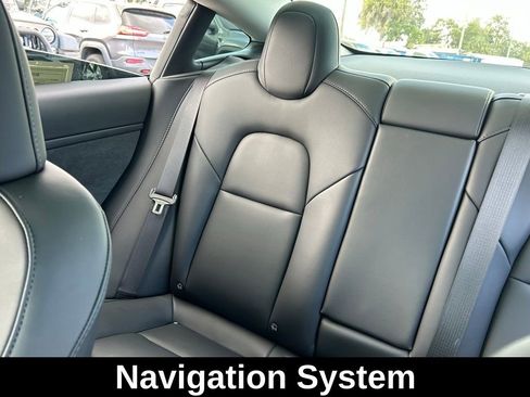 Used 2023 Tesla Model 3 Standard Range image 13