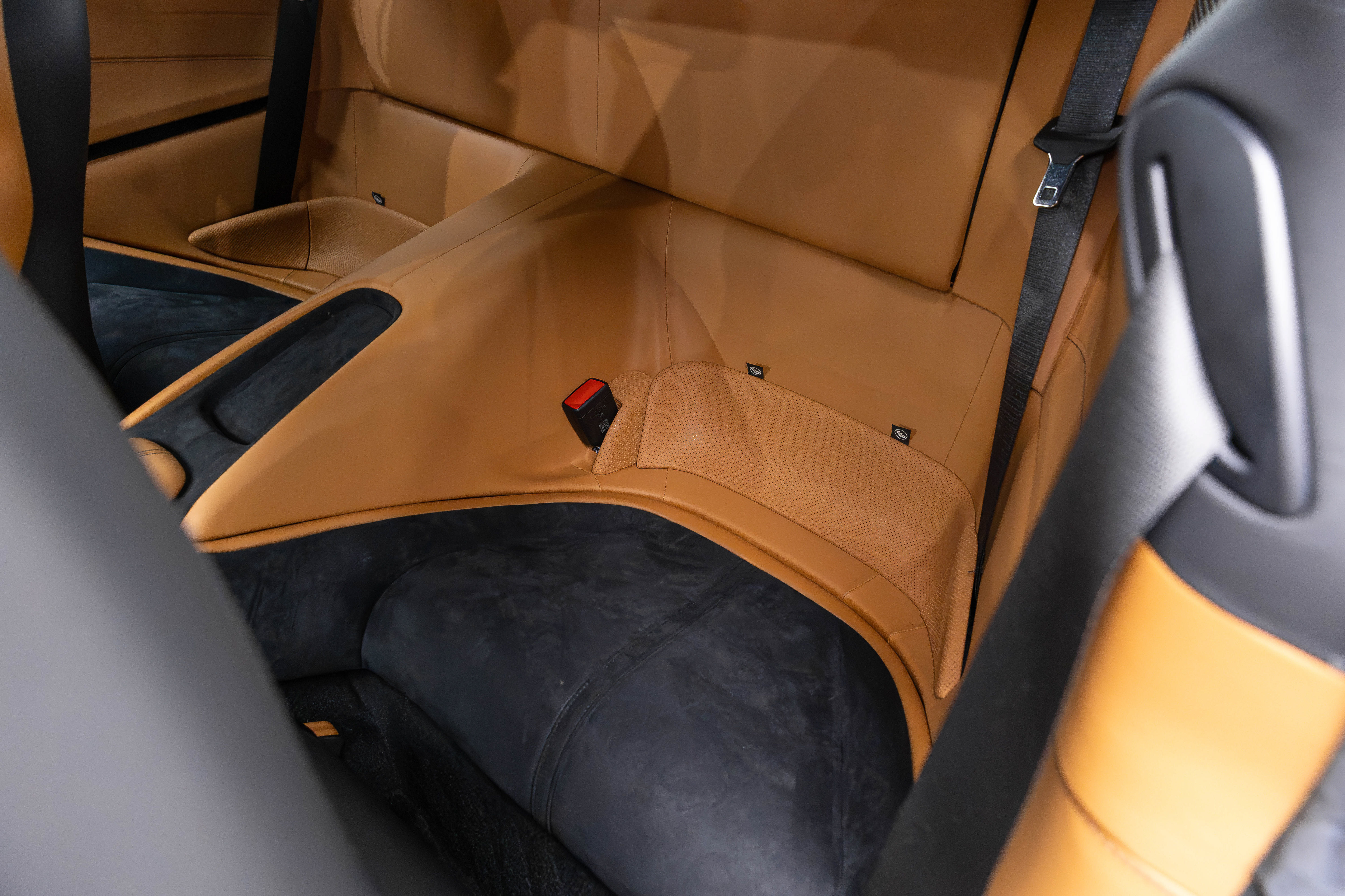 Used 2022 Ferrari Roma RWD image 50