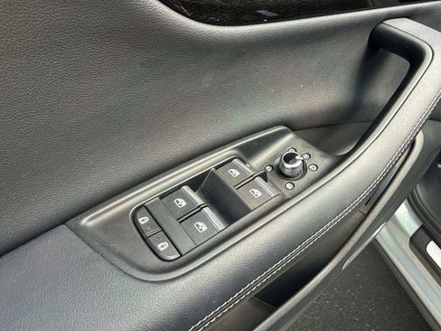 Certified 2025 Audi Q7 3.0T Premium Plus AWD/4WD image 18