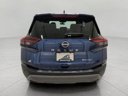 Used 2023 Nissan Rogue SV AWD/4WD image 24
