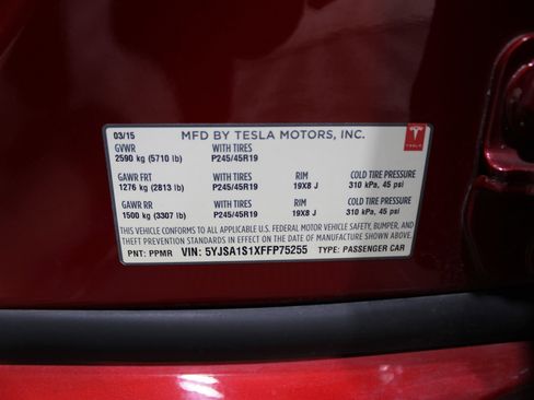 Used 2015 Tesla Model S 70 image 37