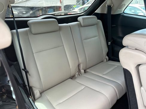 Used 2011 MAZDA CX-9 Grand Touring w/ Moonroof & Bose Audio Pkg FWD image 16