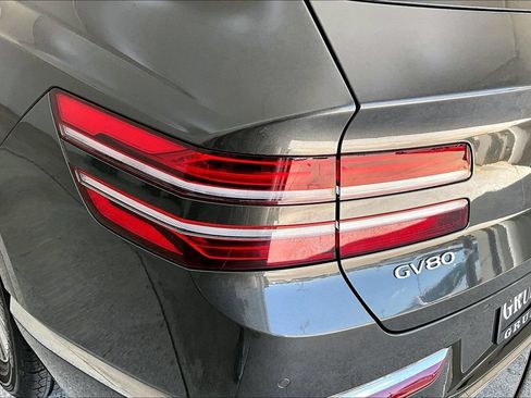 Used 2025 Genesis GV80 2.5T Standard AWD/4WD image 40