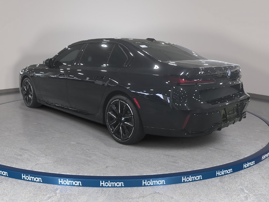 Certified 2023 BMW i7 xDrive60 AWD/4WD image 8