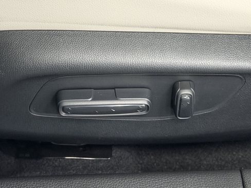 Used 2024 Honda Civic Touring image 24