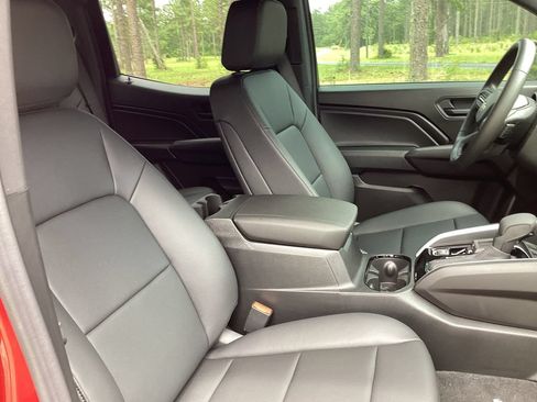 New 2026 Chevrolet Colorado W/T w/ WT Custom Package RWD image 20