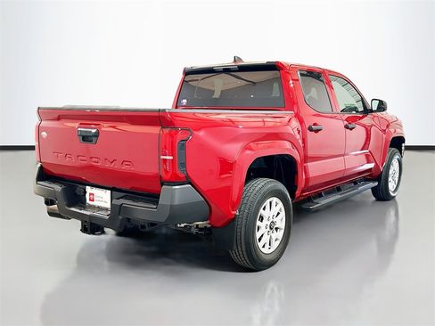 Used 2024 Toyota Tacoma SR image 4