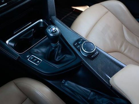 Used 2015 BMW M3 image 39