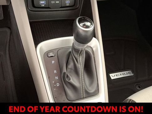 Certified 2024 Hyundai Venue SEL image 20