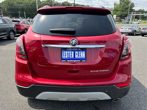 Certified 2019 Buick Encore Preferred w/ Safety Package FWD image 27
