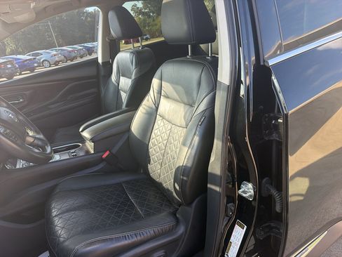Used 2019 Nissan Murano Platinum FWD image 12