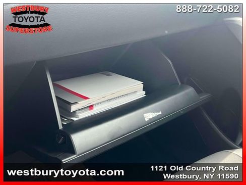 Used 2023 Toyota Corolla Cross XLE w/ Convenience Package AWD/4WD image 30