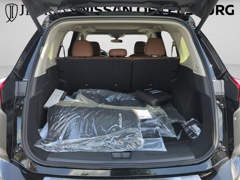 New 2026 Nissan Rogue Platinum w/ Platinum Premium Package AWD/4WD image 17
