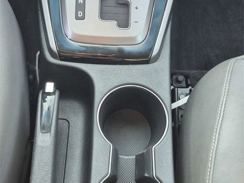 Used 2013 Hyundai Elantra SE w/ Technology Pkg image 13